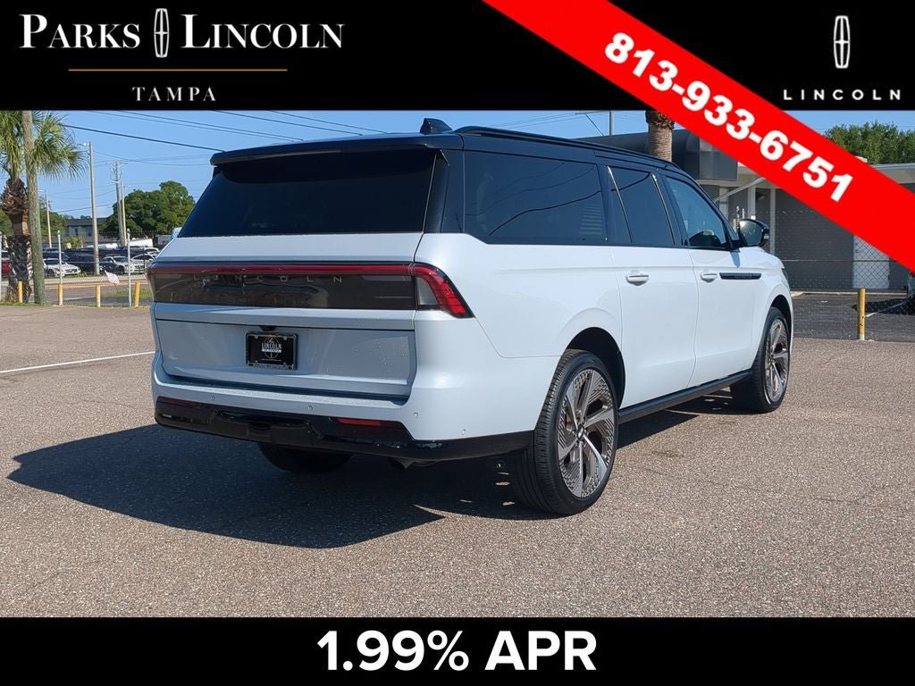Certified 2025 Lincoln Navigator L Black Label w/ Black Label Special Edition AWD/4WD image 4