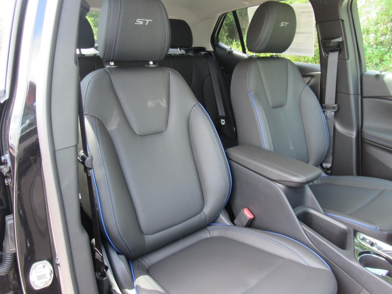 New 2026 Buick Encore GX Sport Touring FWD image 9