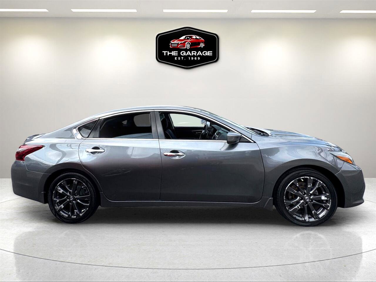 Used 2017 Nissan Altima 2.5 SR image 10