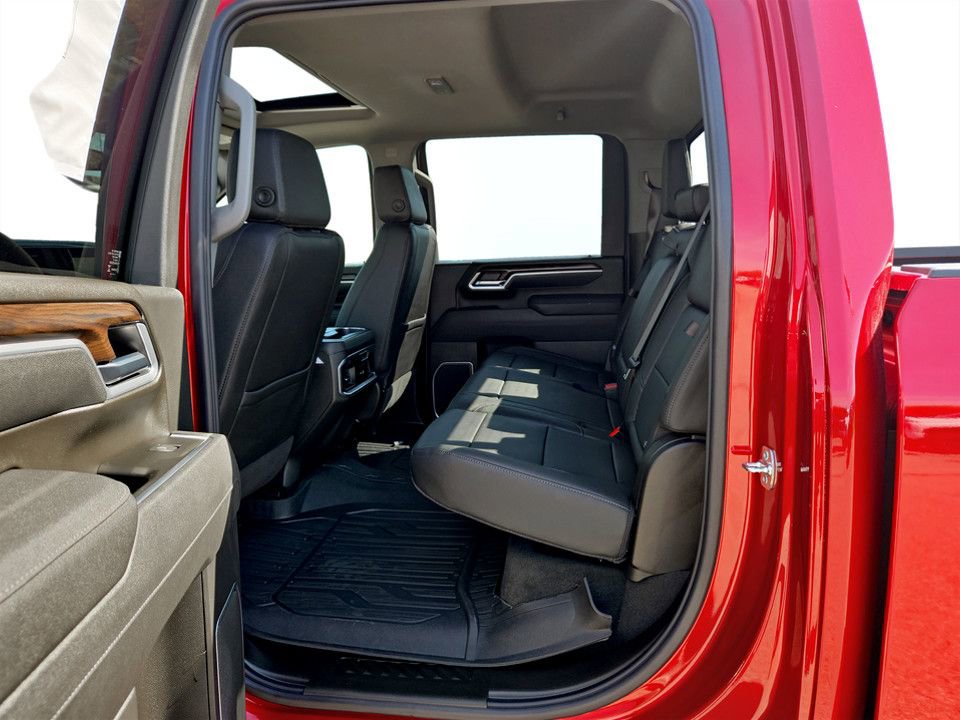 New 2026 GMC Sierra 2500 SLT w/ SLT Premium Package AWD/4WD image 29