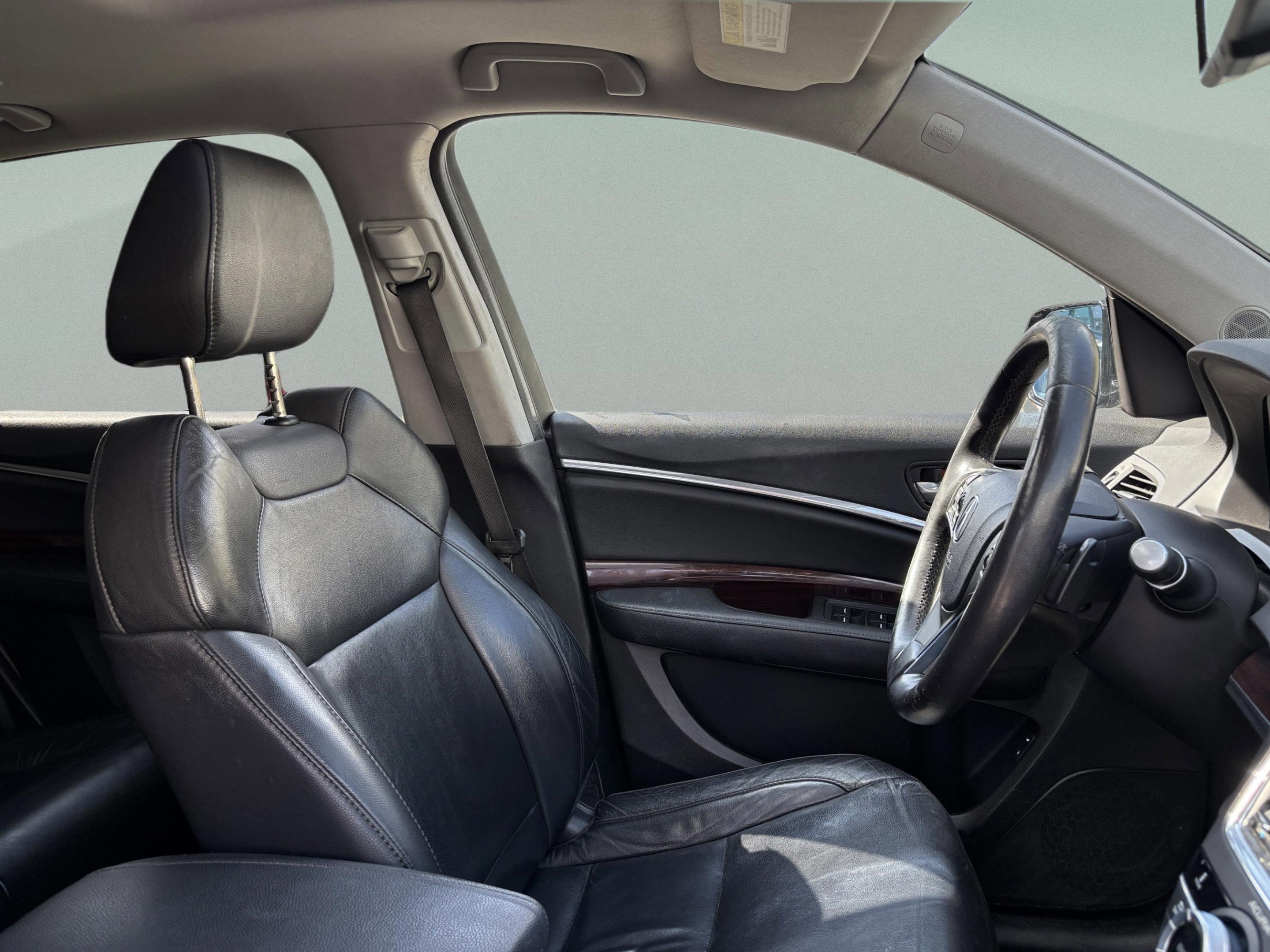 Used 2015 Acura MDX FWD image 25