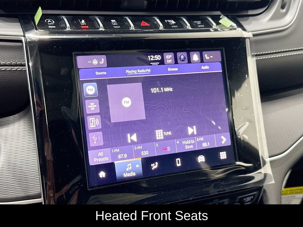 New 2025 Jeep Grand Cherokee Altitude image 34