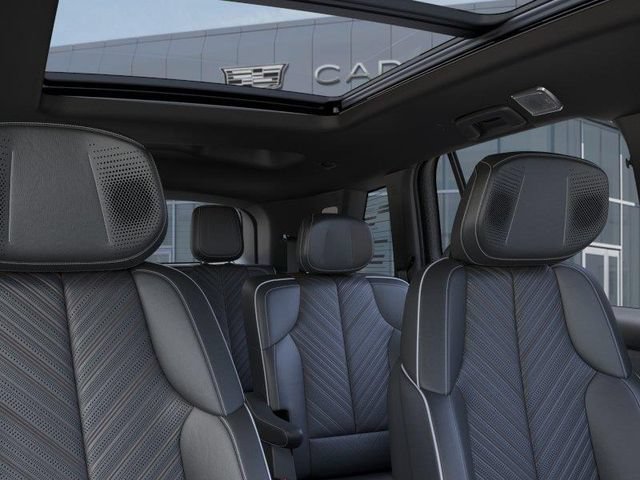 New 2026 Cadillac Vistiq Platinum w/ LPO, Floor Liner Package AWD/4WD image 24
