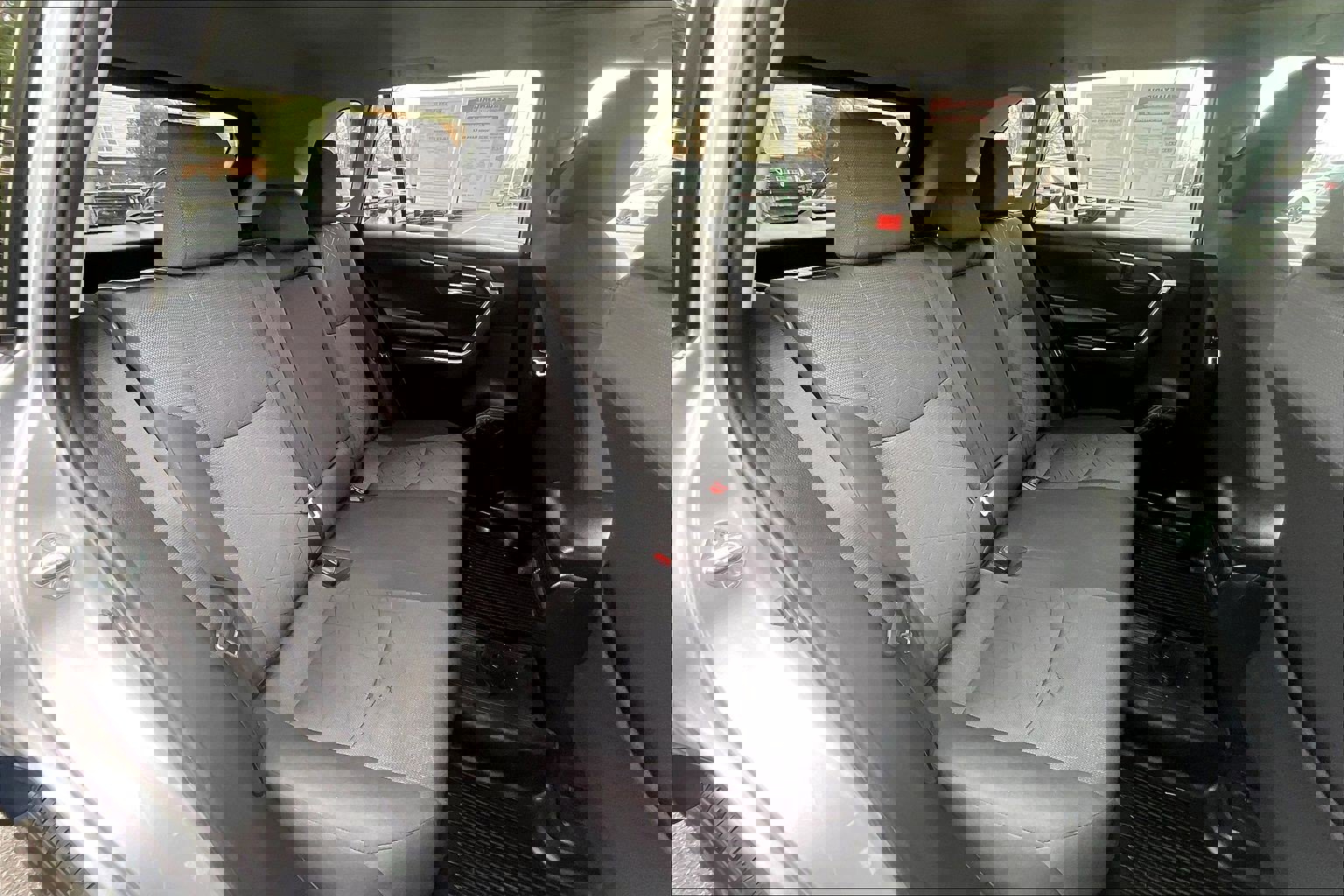 Used 2020 Toyota RAV4 XLE w/ Convenience Package image 26