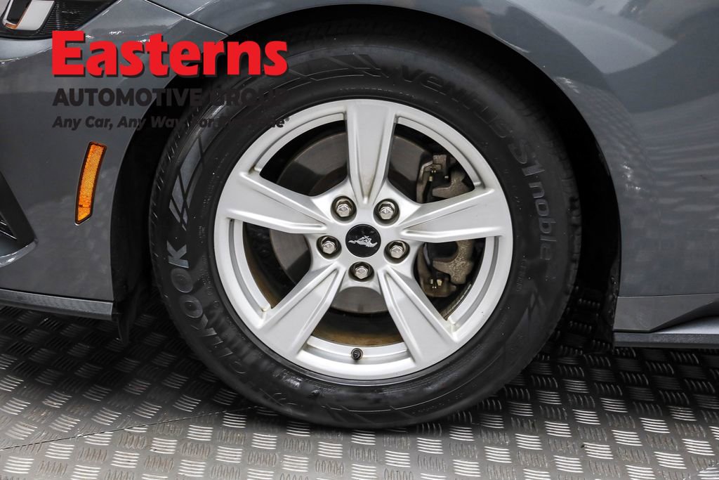 Used 2024 Ford Mustang Coupe image 29