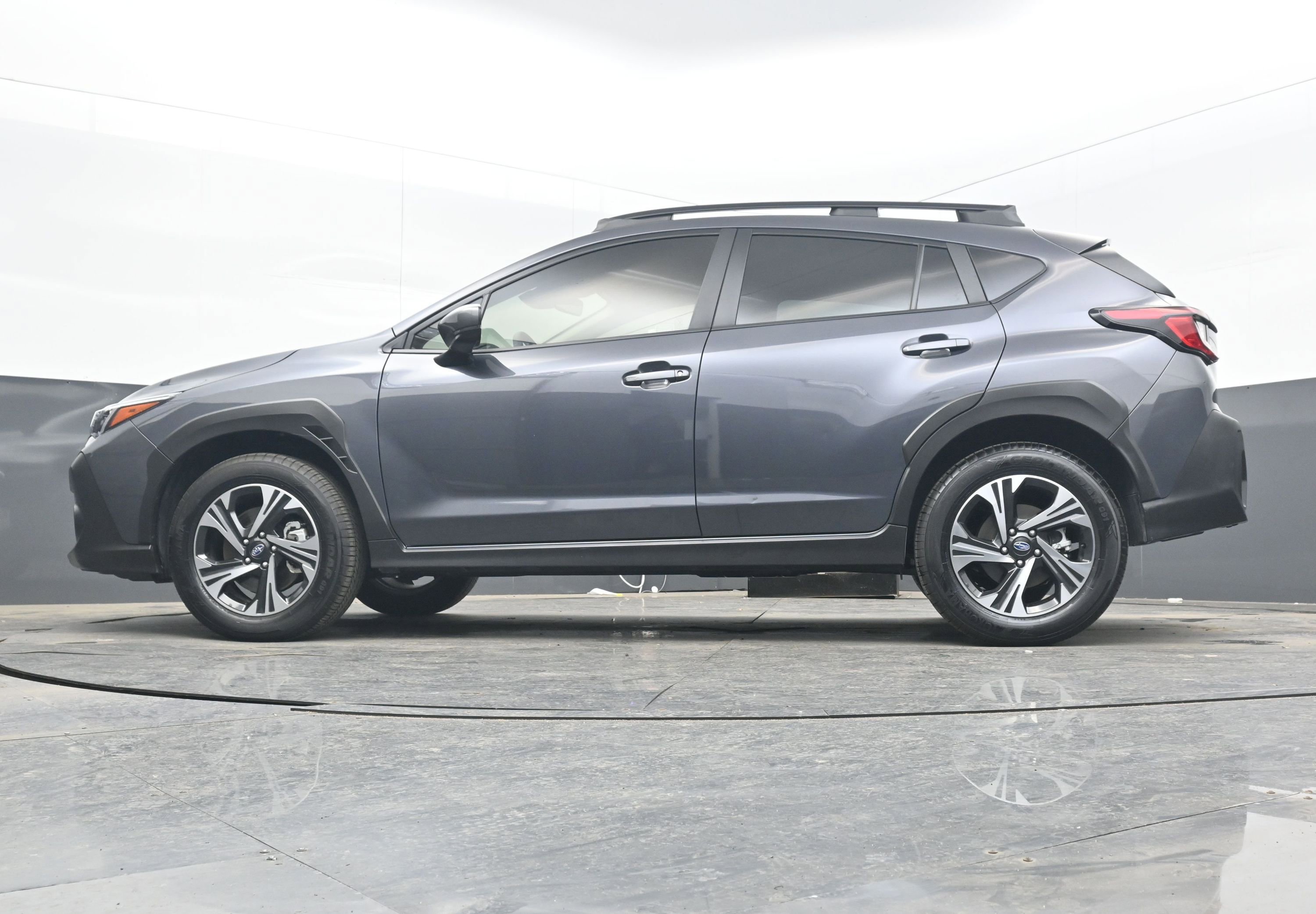 Used 2025 Subaru Crosstrek 2.0i Premium w/ Crosstrek Mirror Package image 24