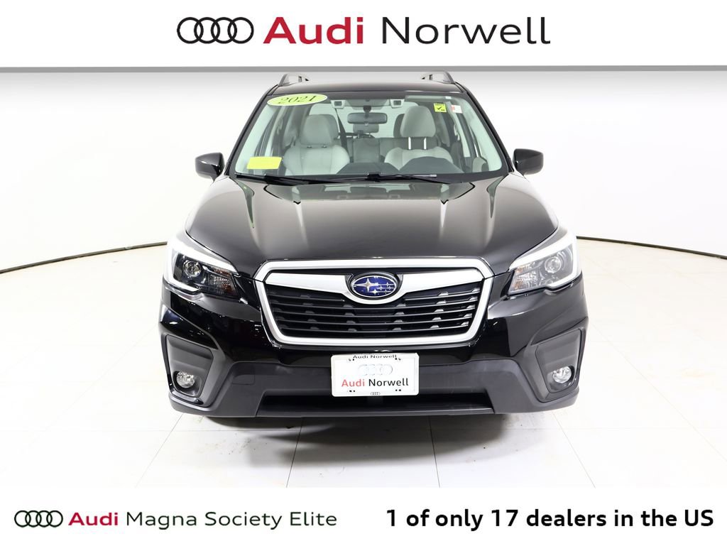 Used 2021 Subaru Forester Premium image 11