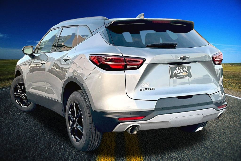 New 2026 Chevrolet Blazer LT w/ Sound & Technology Package video 3