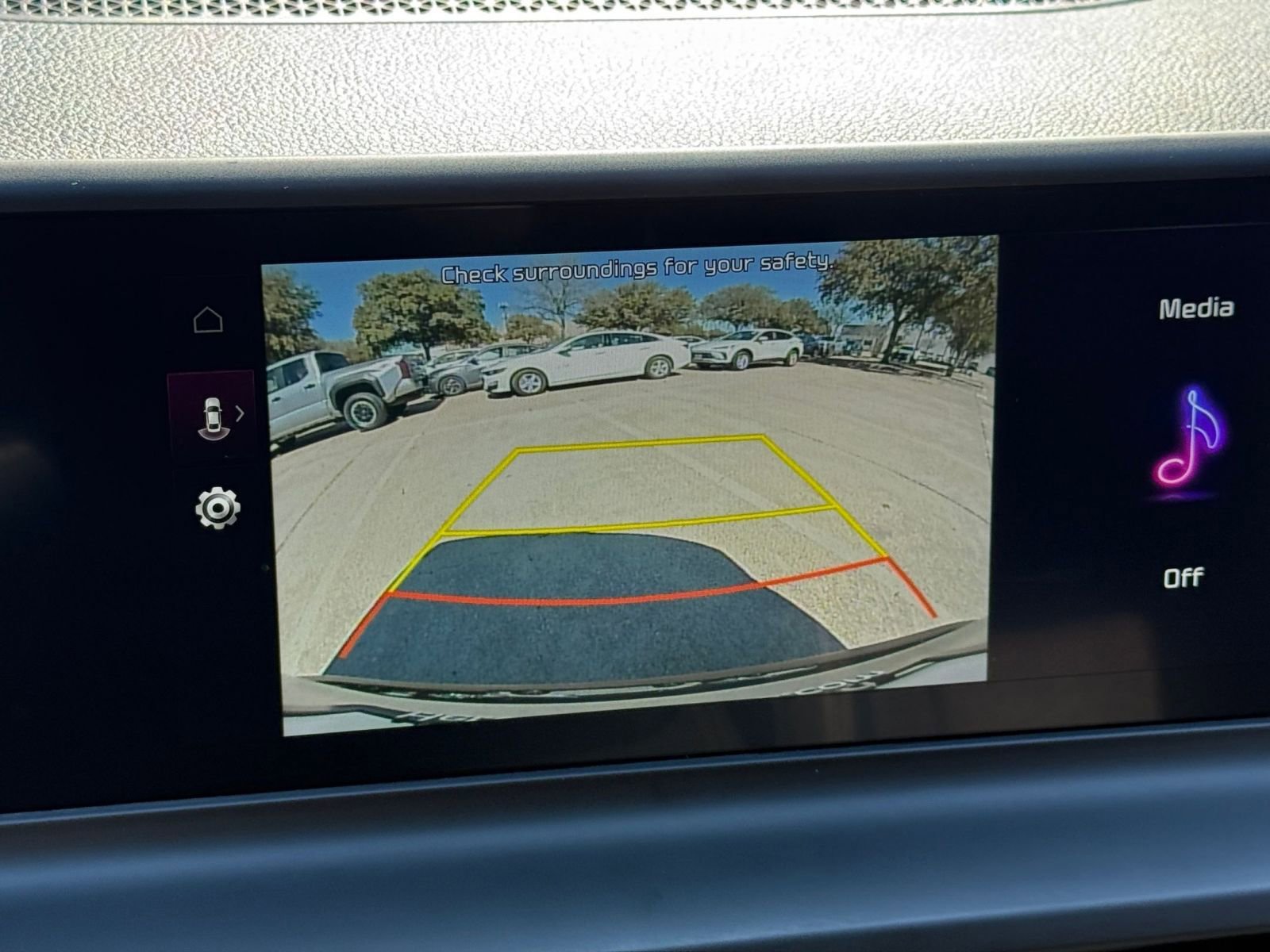 Used 2025 Kia Seltos S image 25