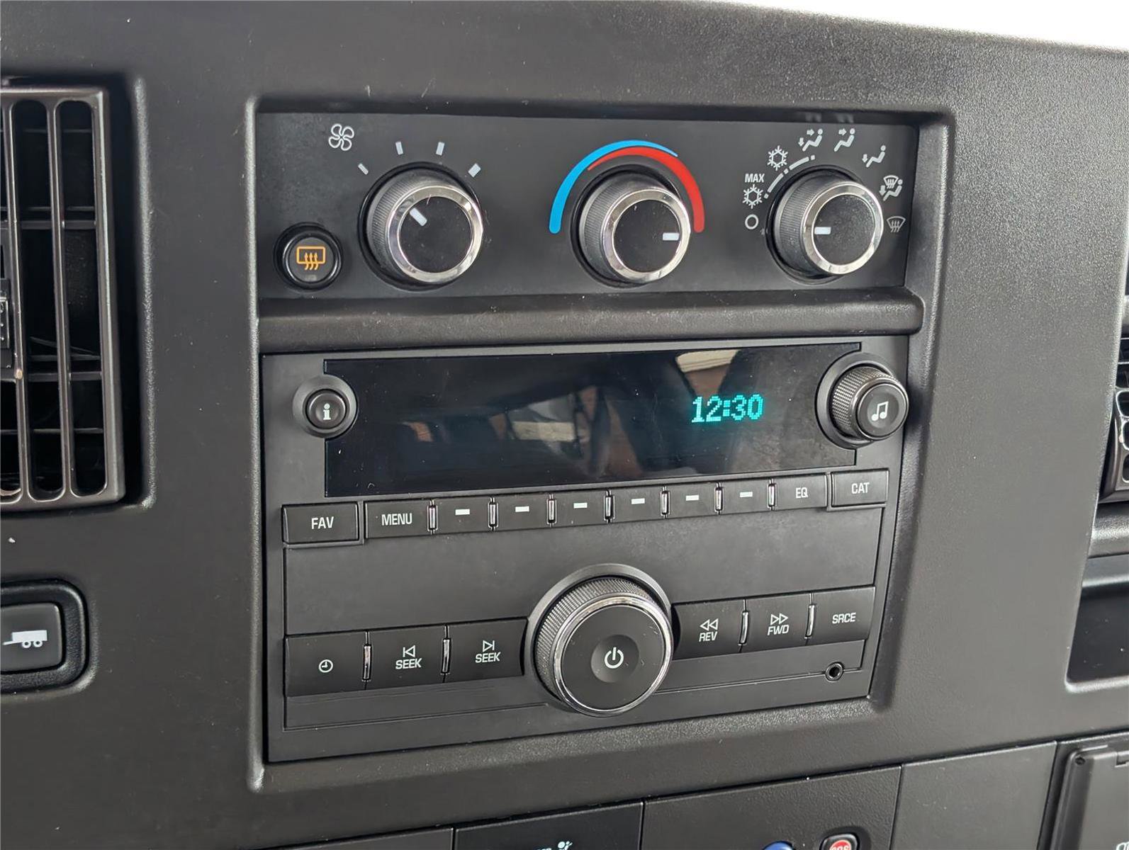 Used 2023 Chevrolet Express 3500 LS image 24