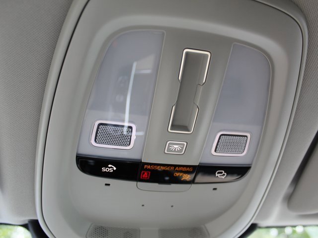 New 2026 Volvo XC60 B5 Plus w/ Protection Package Premier image 30