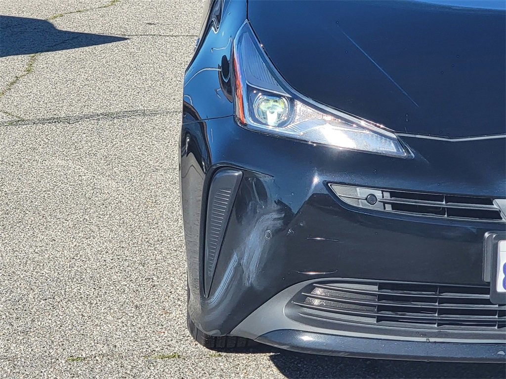 Used 2020 Toyota Prius LE image 3