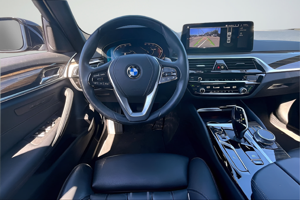 Used 2023 BMW 540i w/ Convenience Package RWD image 8
