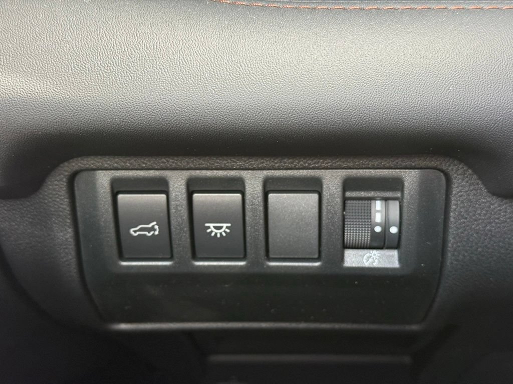 Used 2026 Subaru Ascent Limited Bronze AWD/4WD image 8