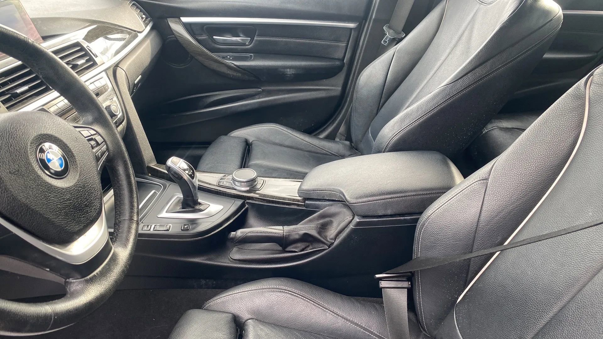 Used 2017 BMW 330i xDrive Sedan image 25