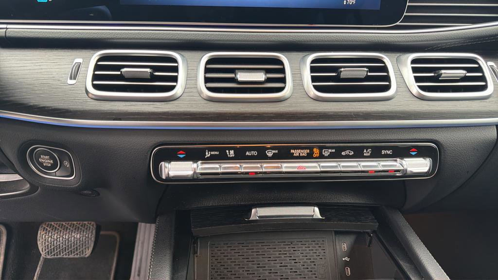 Used 2025 Mercedes-Benz GLS 450 4MATIC image 35