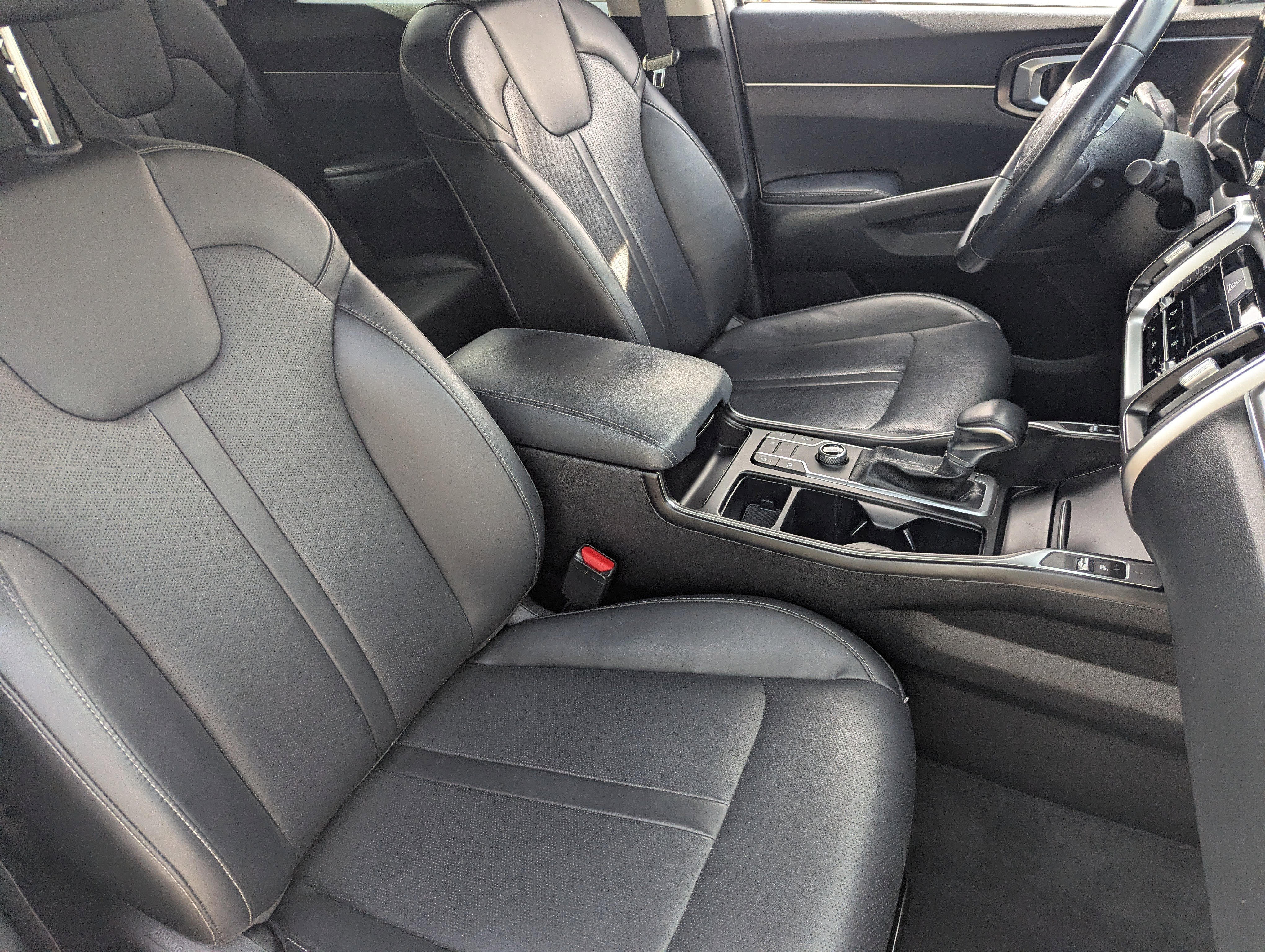 Certified 2022 Kia Sorento S image 8