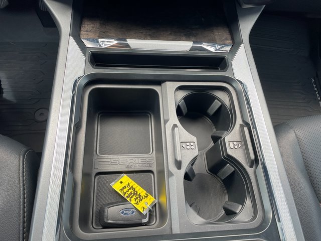 Used 2024 Ford F250 Lariat w/ Lariat Ultimate Package image 18