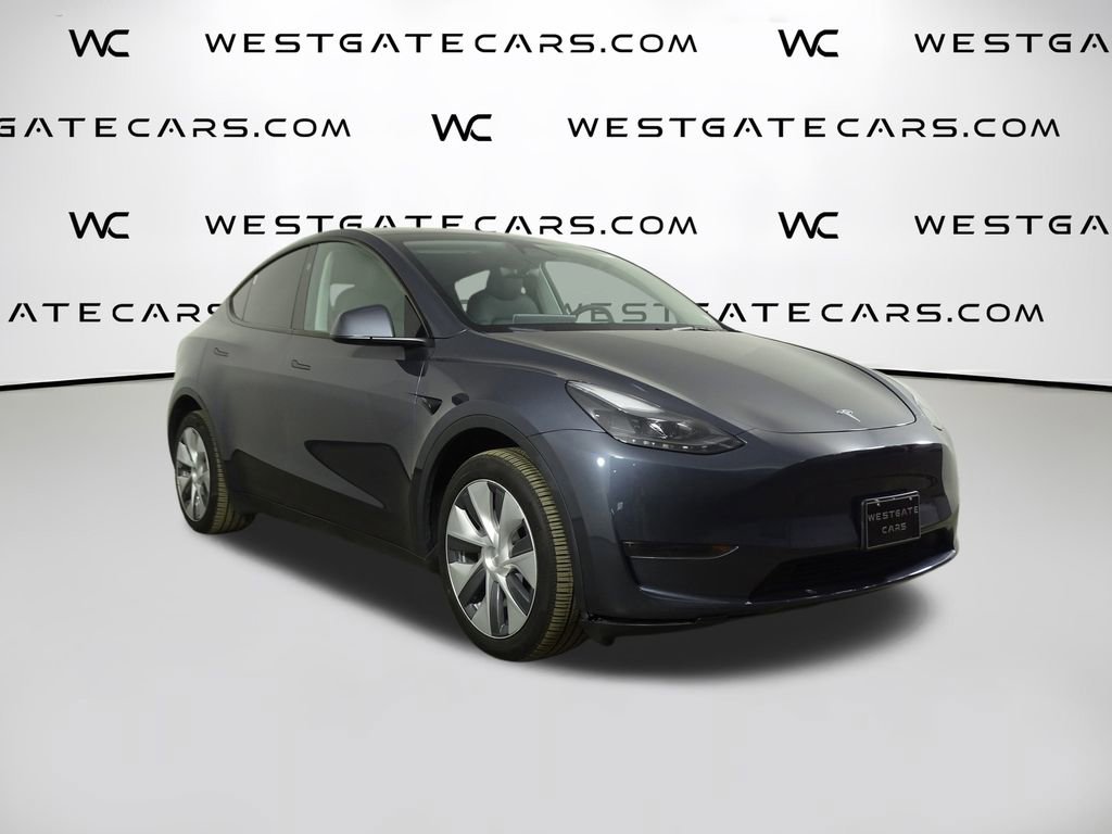 Used 2023 Tesla Model Y Long Range video 2