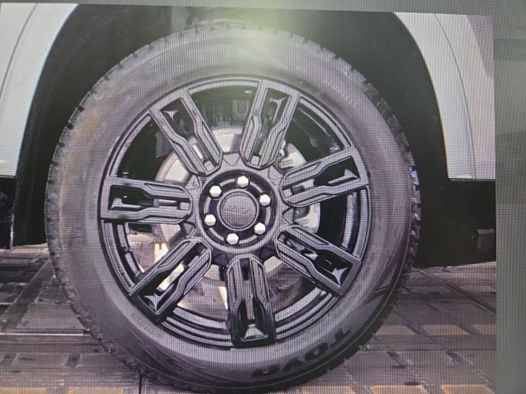 Used 2024 GMC Acadia Denali image 15