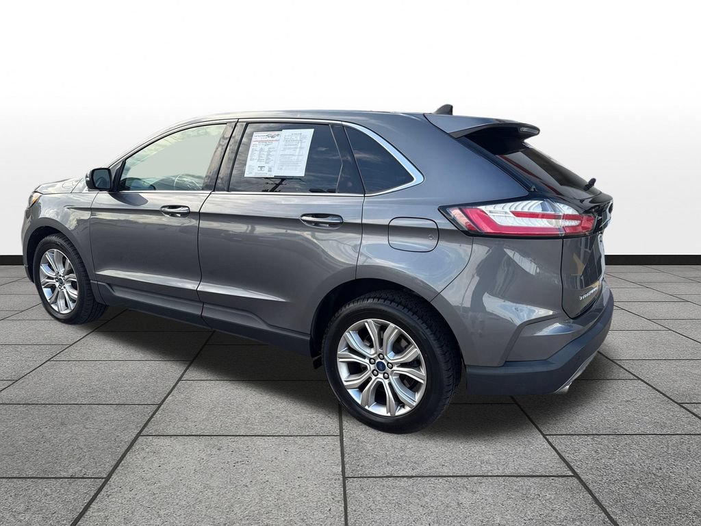 Used 2022 Ford Edge Titanium AWD/4WD image 3