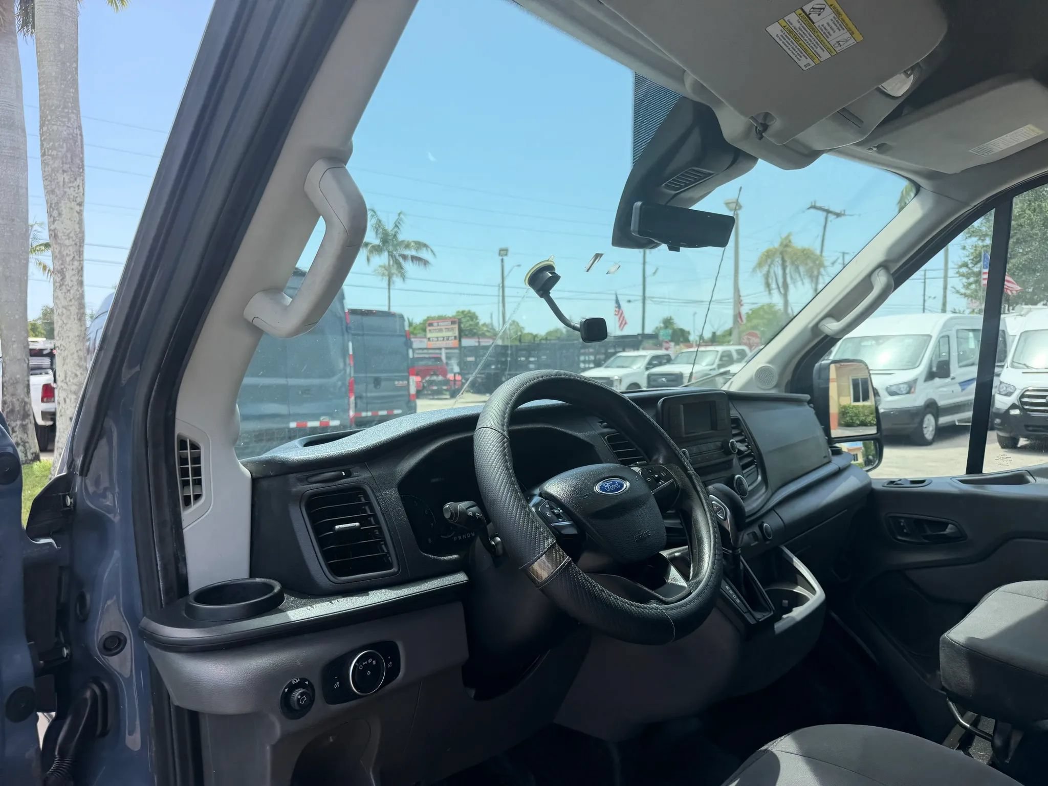 Used 2020 Ford Transit 250 148 High Roof Extended RWD image 12