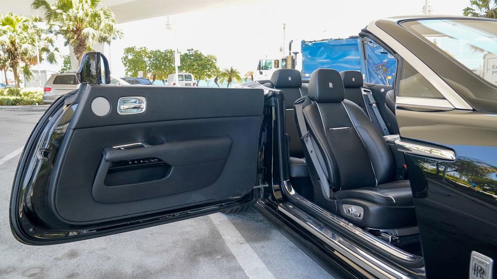 Used 2016 Rolls-Royce Dawn image 71