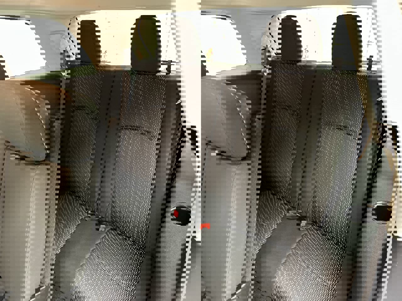 Used 2019 Dodge Journey SE image 11