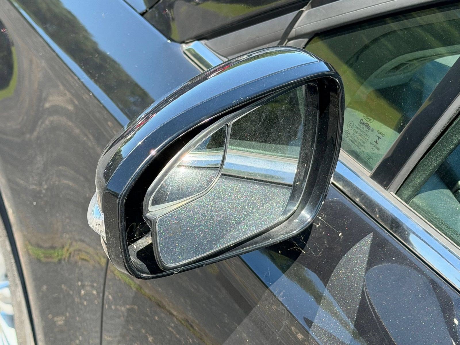 Used 2014 Ford Fusion SE FWD image 10