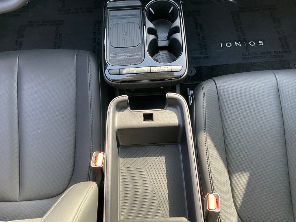 Used 2025 Hyundai Ioniq 5 SEL image 45