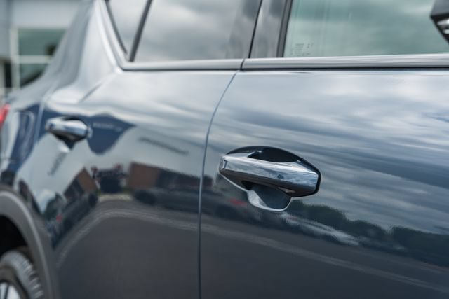 New 2026 Volvo XC40 B5 Plus w/ Climate Package AWD/4WD image 17