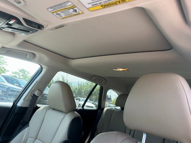 Used 2022 Subaru Outback Limited image 27