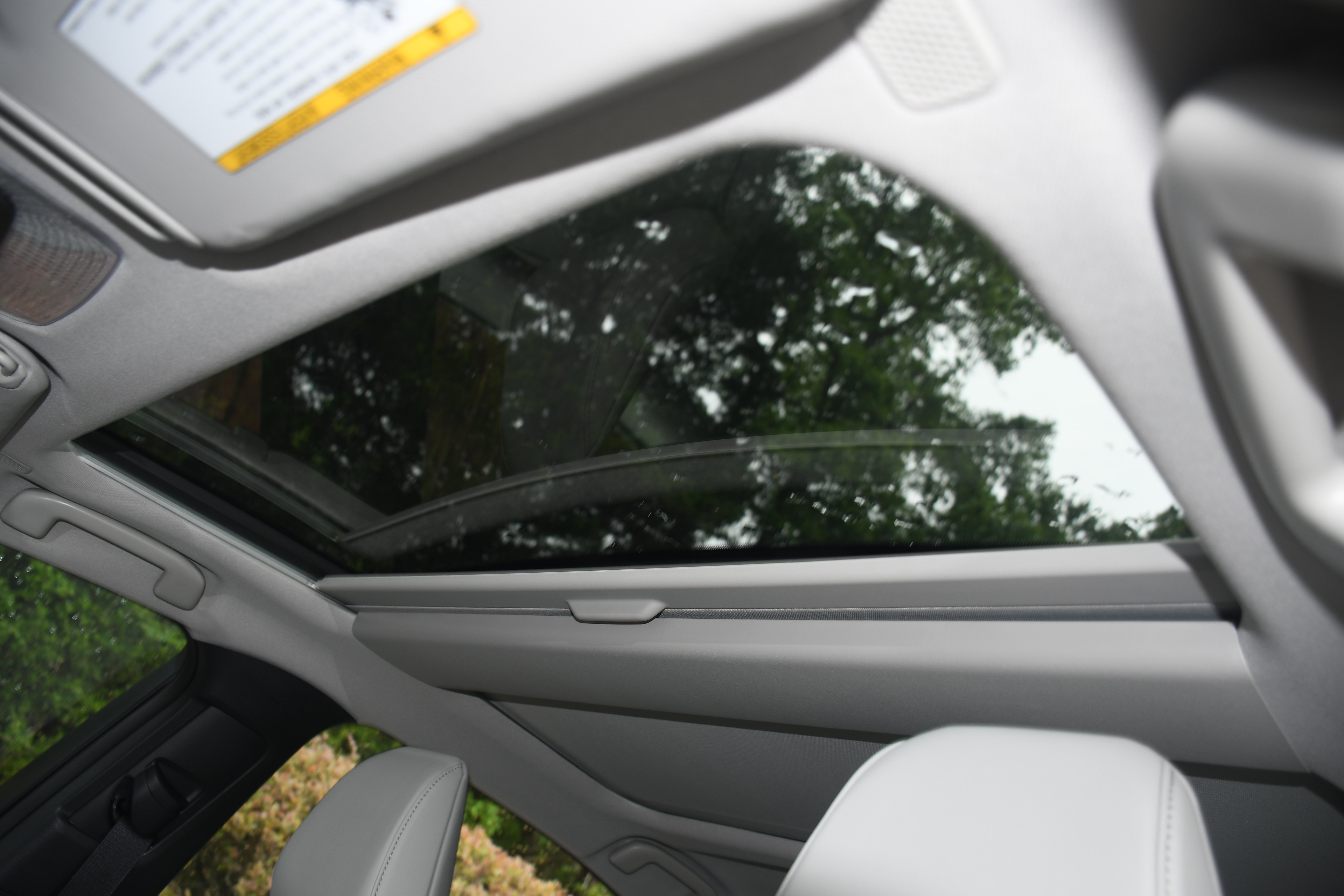 Certified 2024 Toyota Prius Limited w/ Limited Premium Package FWD image 7