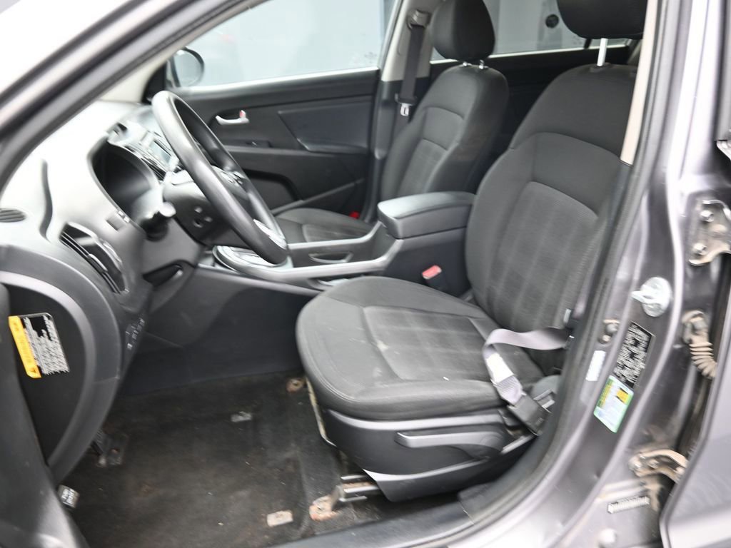 Used 2013 Kia Sportage LX w/ Convenience Pkg image 11