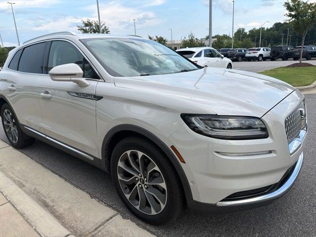 Used 2023 Lincoln Nautilus Reserve AWD/4WD image 7