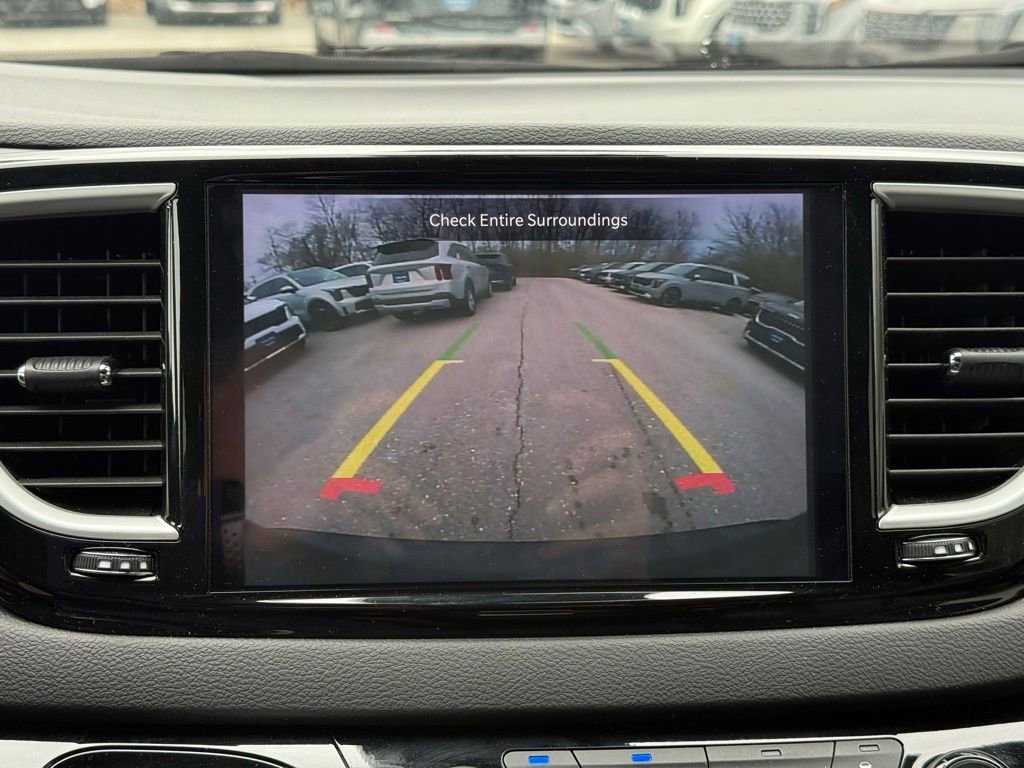 Used 2025 Chrysler Pacifica Select FWD image 36