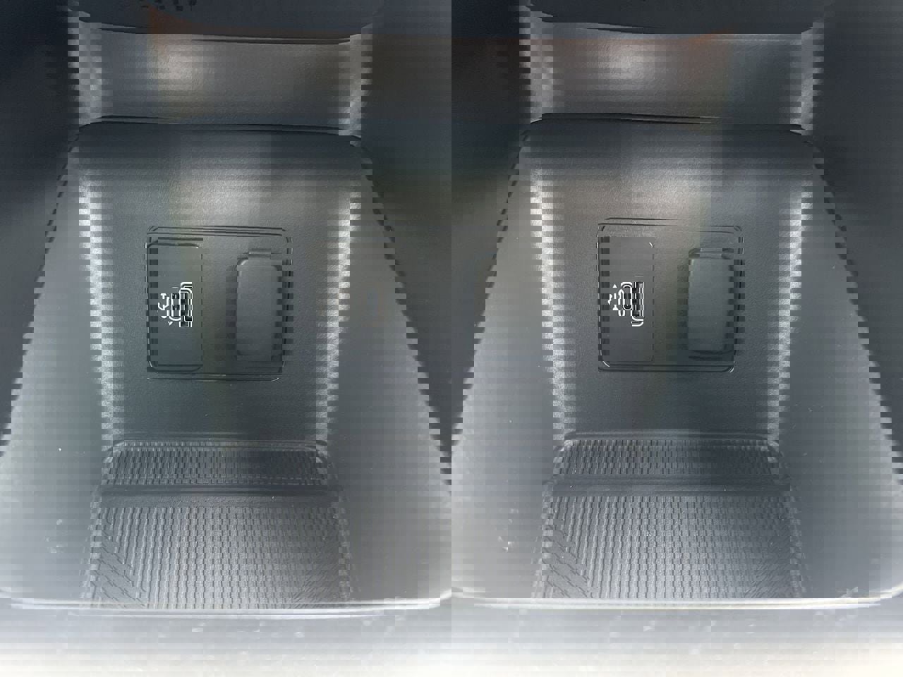 New 2026 Ford Explorer Active image 7