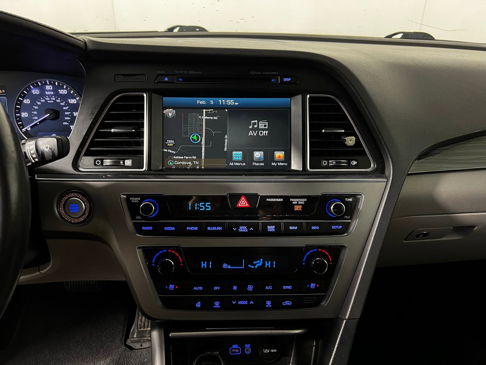 Used 2015 Hyundai Sonata Limited w/ Option Group 06 image 13