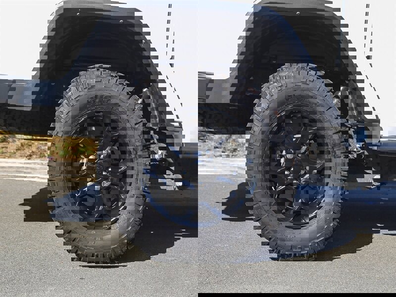 Used 2023 Jeep Gladiator Willys image 13