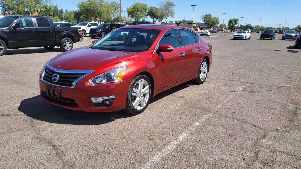 Used 2015 Nissan Altima 3.5 SL FWD image 4