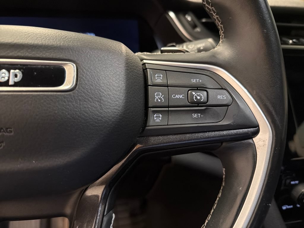 Used 2021 Jeep Grand Cherokee L Laredo AWD/4WD image 18