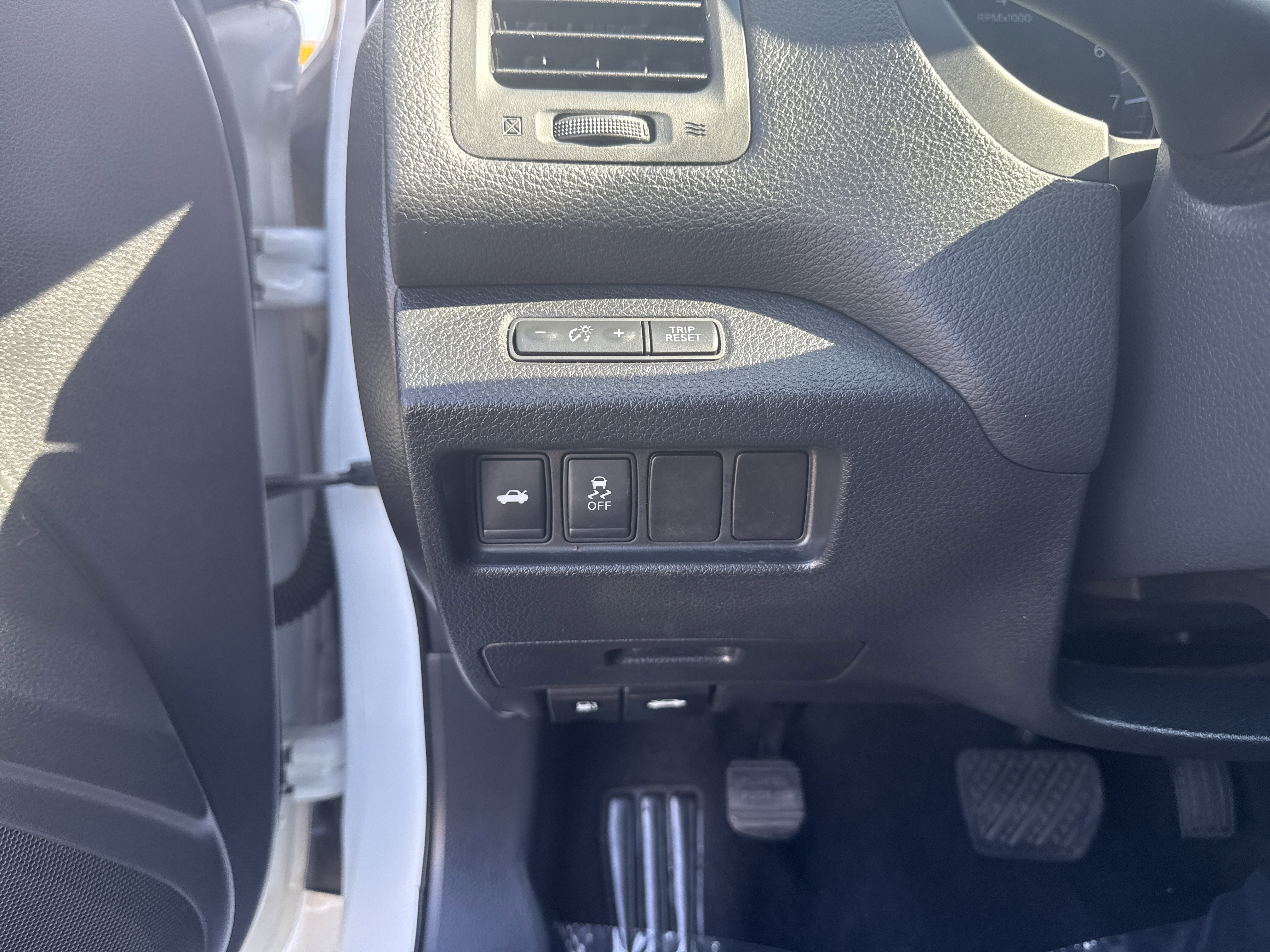 Used 2016 Nissan Altima 2.5 S w/ Power Driver Seat Package image 21