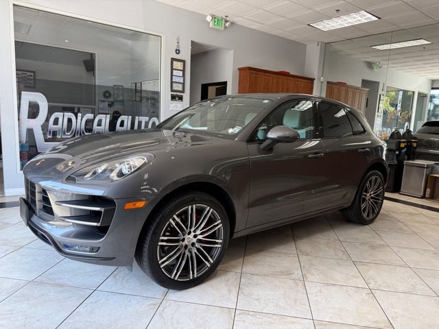 Used 2016 Porsche Macan Turbo AWD/4WD image 3