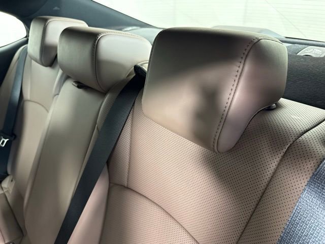 New 2025 Lexus ES 300h w/ Premium Package image 21