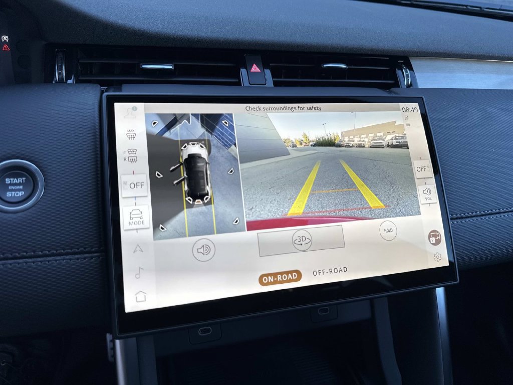 New 2026 Land Rover Discovery Sport Landmark AWD/4WD image 25