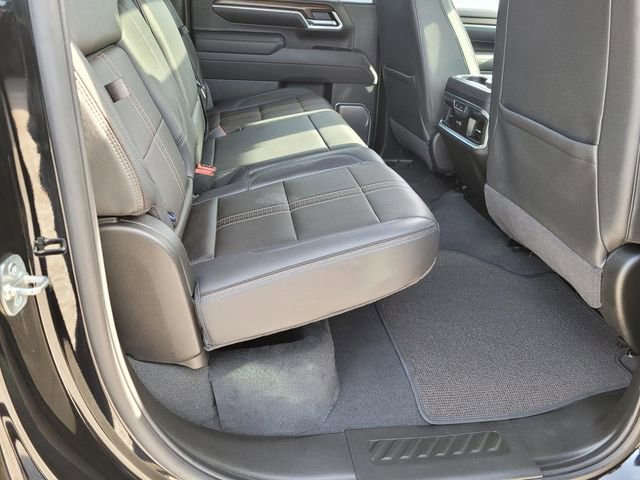 Used 2025 Chevrolet Silverado 2500 High Country w/ Midnight Edition image 11