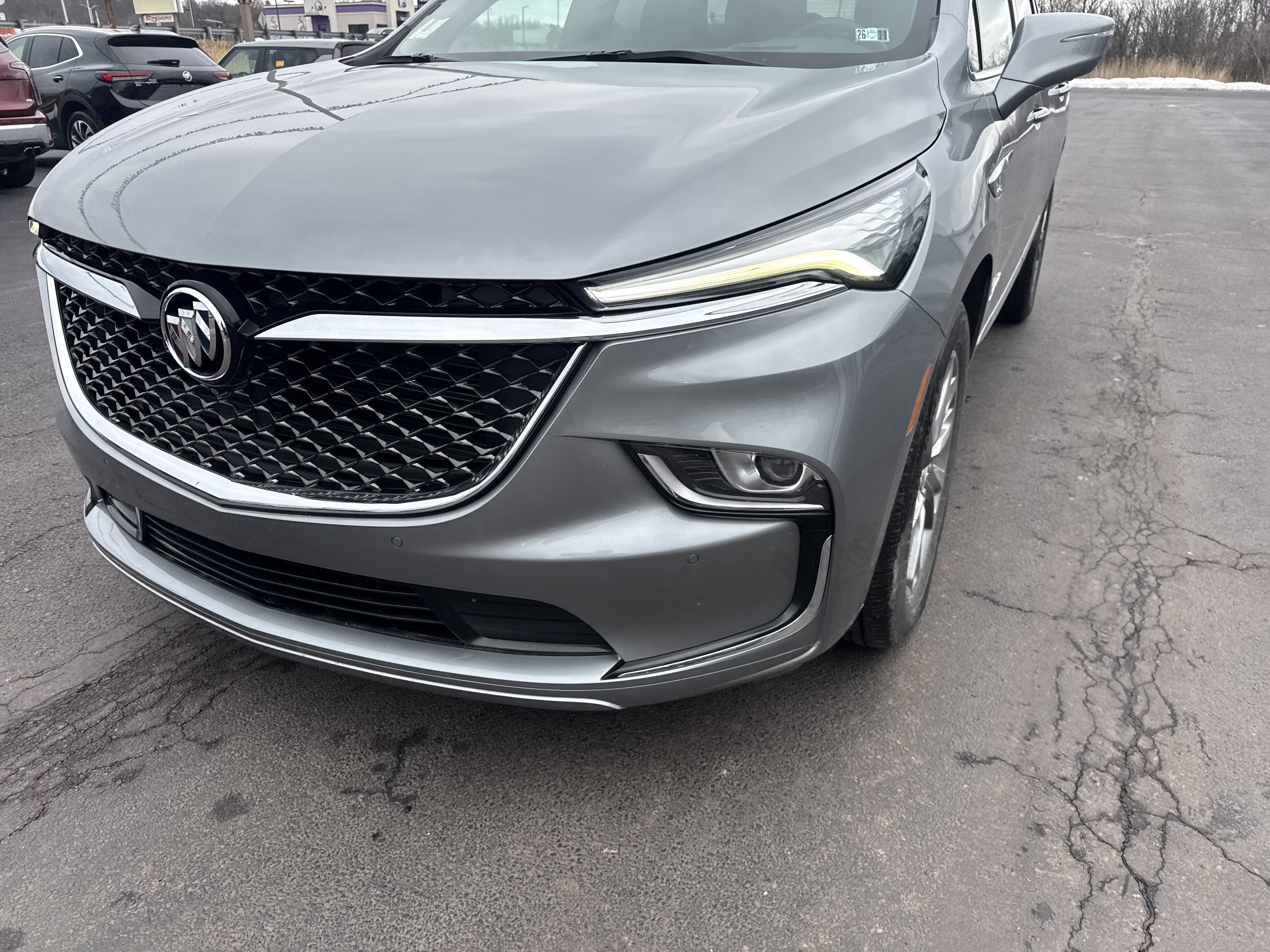 Used 2023 Buick Enclave Avenir image 10