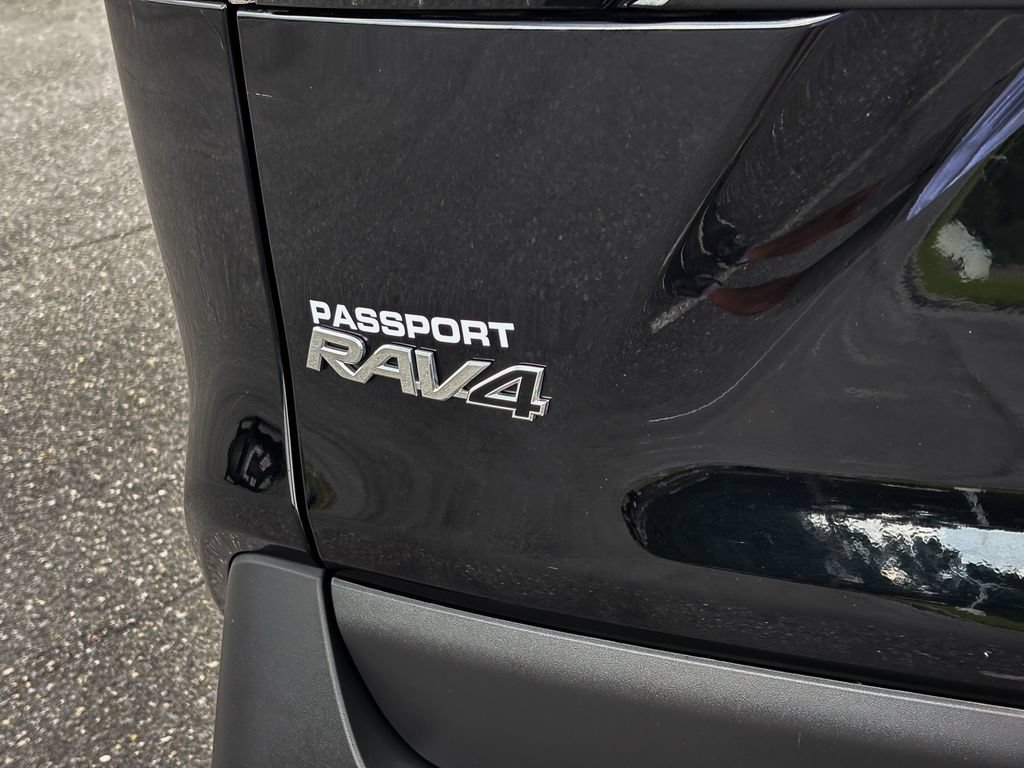 Certified 2025 Toyota RAV4 LE AWD/4WD image 12