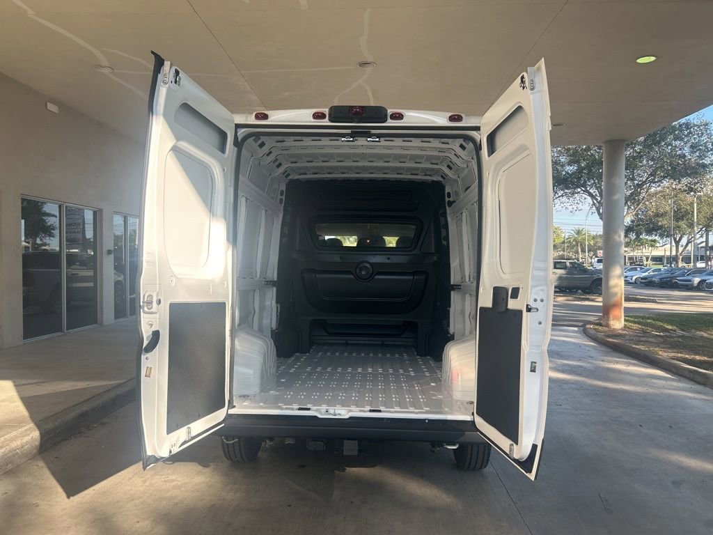 New 2025 RAM ProMaster 3500 w/ Crew Van Package image 28