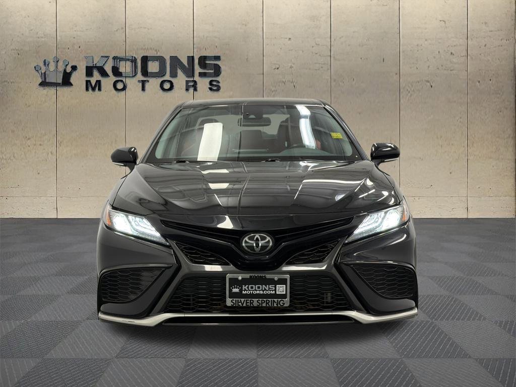 Used 2023 Toyota Camry XSE image 3